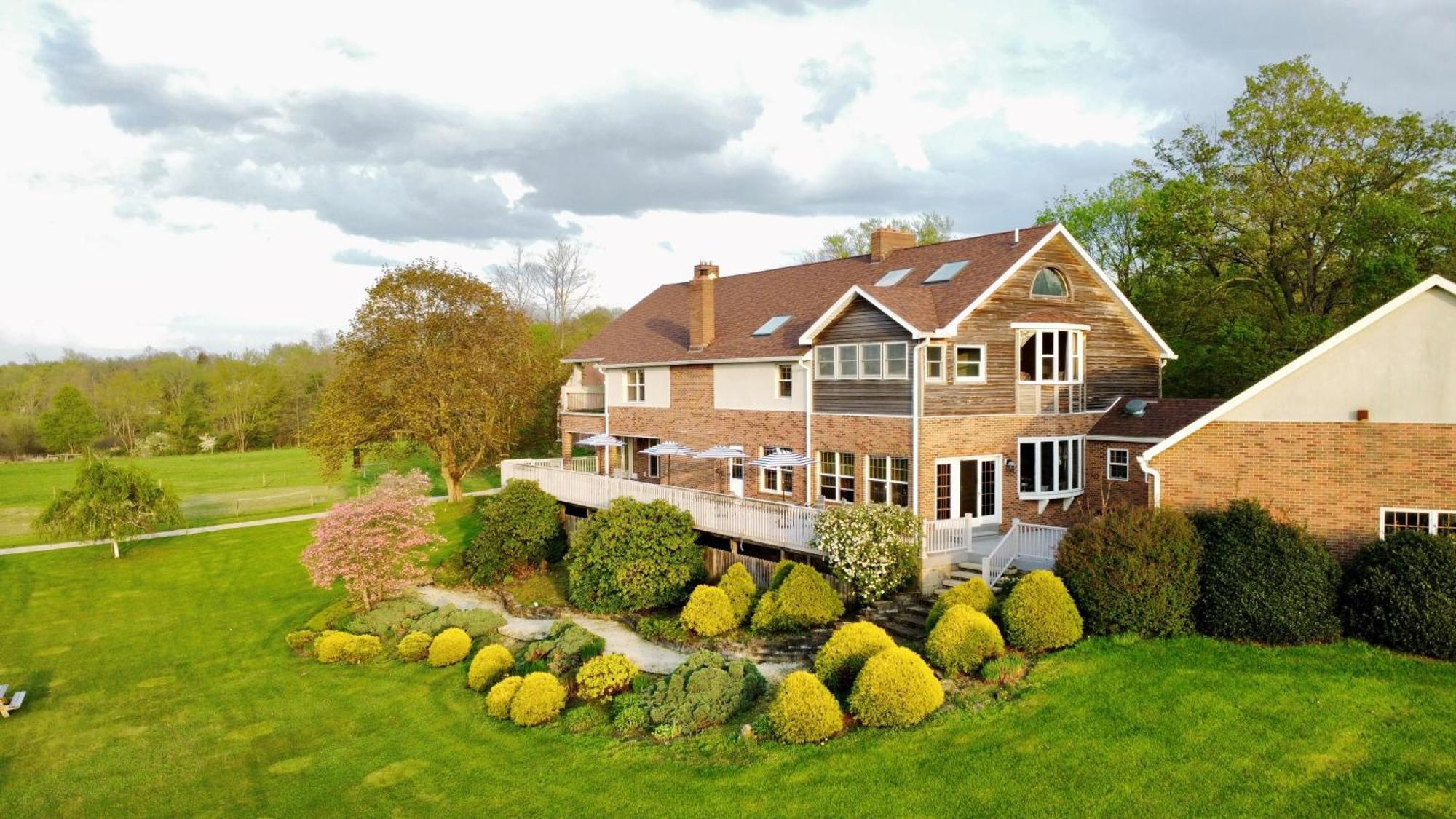 Warner-Concord Farms Bed & Breakfast Geneva Exteriör bild